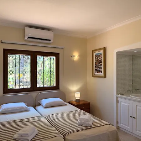 Sunshine Villa